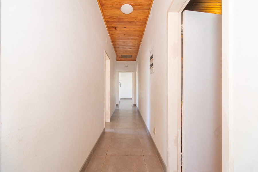 4 Bedroom Property for Sale in Helderkruin Gauteng