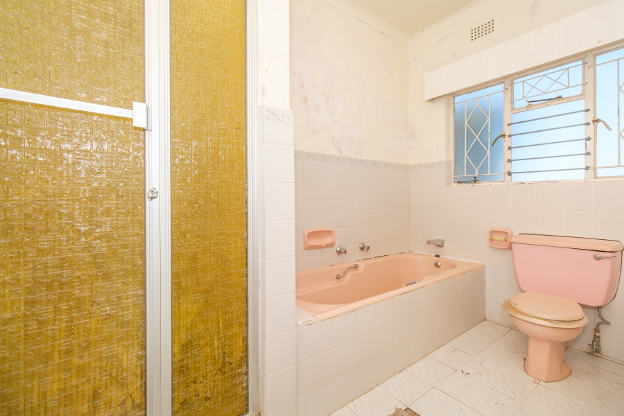 4 Bedroom Property for Sale in Helderkruin Gauteng