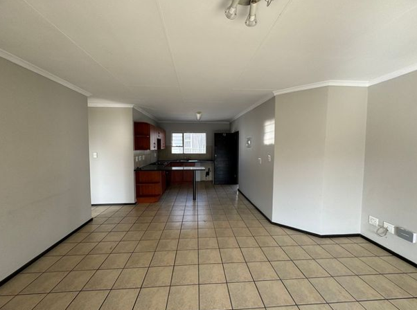 2 Bedroom Property for Sale in Bardene Gauteng
