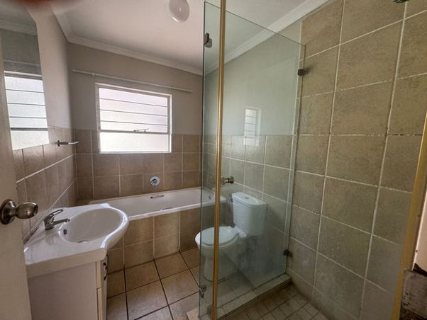 2 Bedroom Property for Sale in Bardene Gauteng