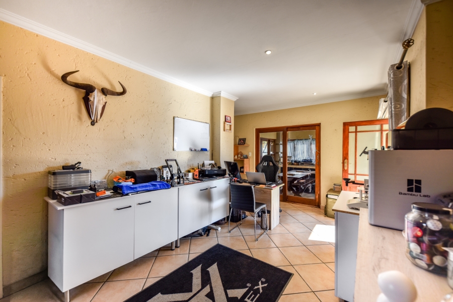 3 Bedroom Property for Sale in Moreleta Park Gauteng