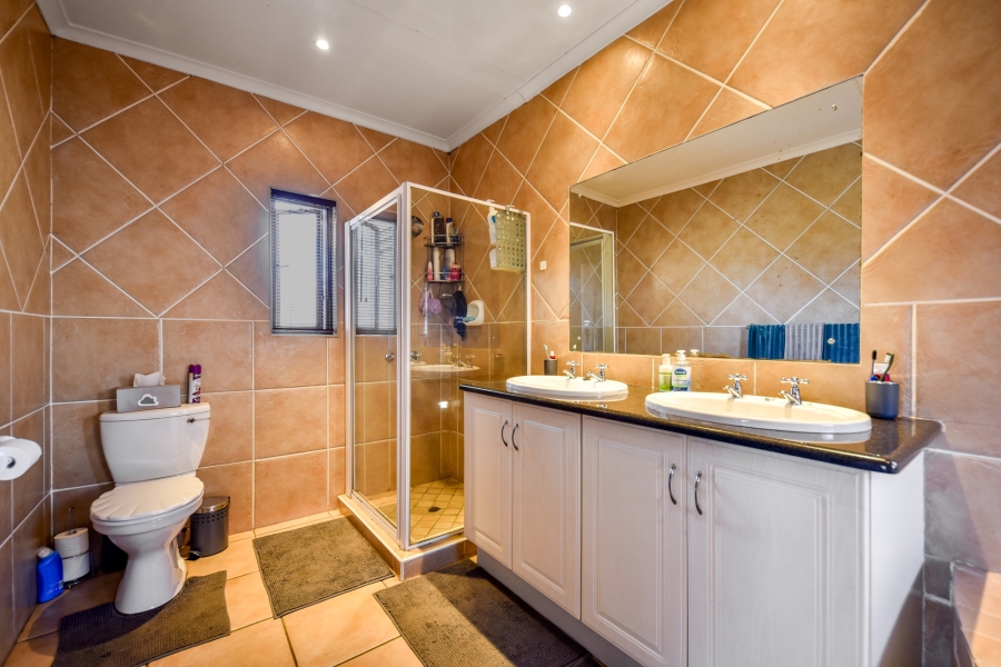3 Bedroom Property for Sale in Moreleta Park Gauteng