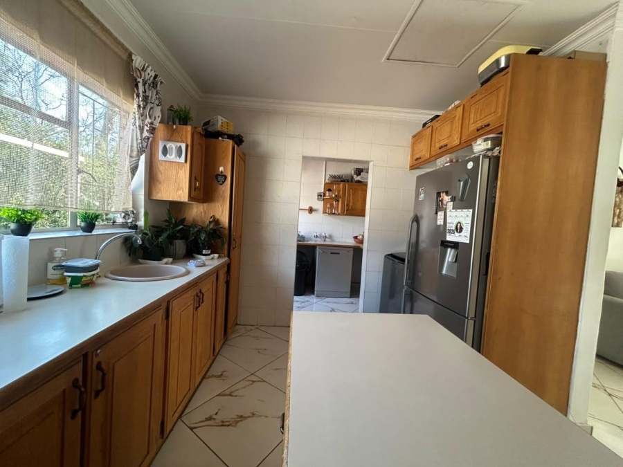 3 Bedroom Property for Sale in Faerie Glen Gauteng
