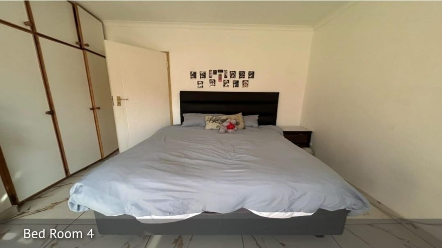 3 Bedroom Property for Sale in Faerie Glen Gauteng