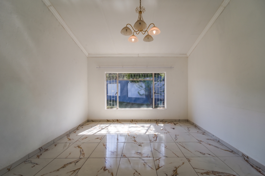 3 Bedroom Property for Sale in Faerie Glen Gauteng