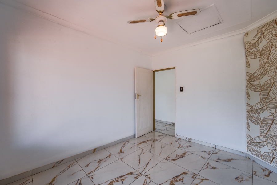3 Bedroom Property for Sale in Faerie Glen Gauteng