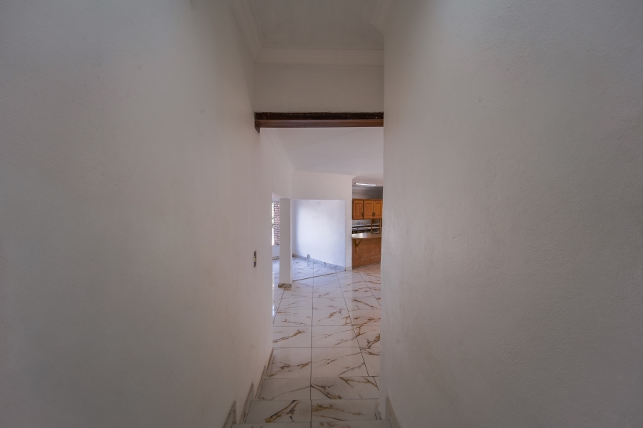 3 Bedroom Property for Sale in Faerie Glen Gauteng
