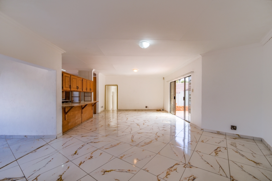 3 Bedroom Property for Sale in Faerie Glen Gauteng