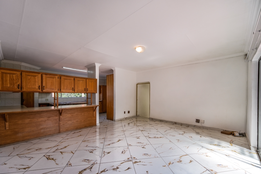 3 Bedroom Property for Sale in Faerie Glen Gauteng