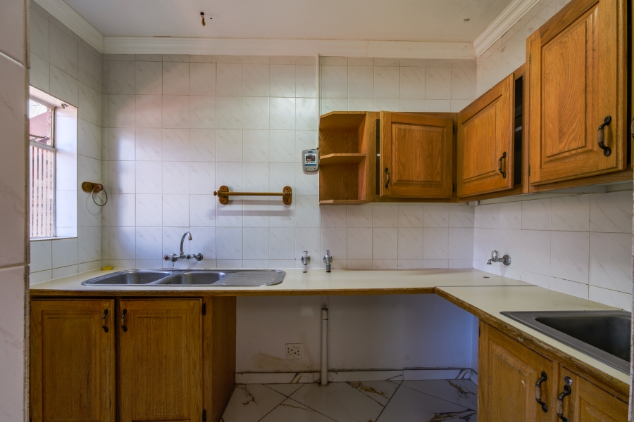 3 Bedroom Property for Sale in Faerie Glen Gauteng