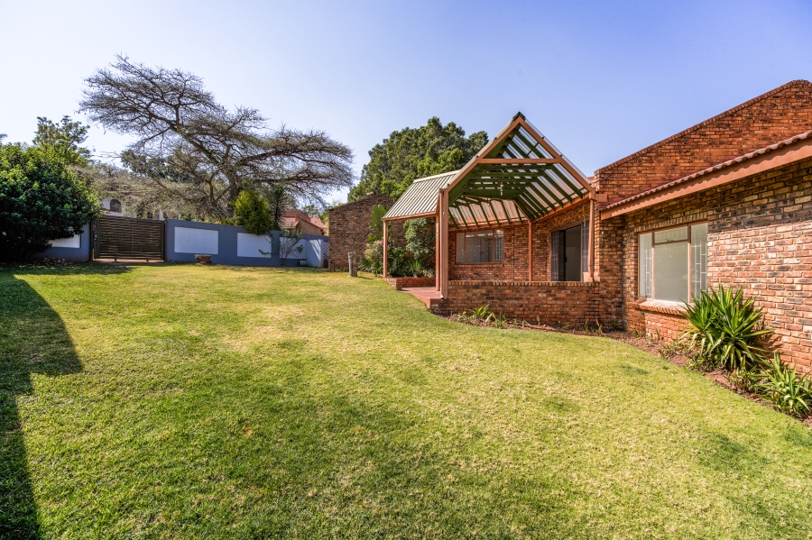 3 Bedroom Property for Sale in Faerie Glen Gauteng