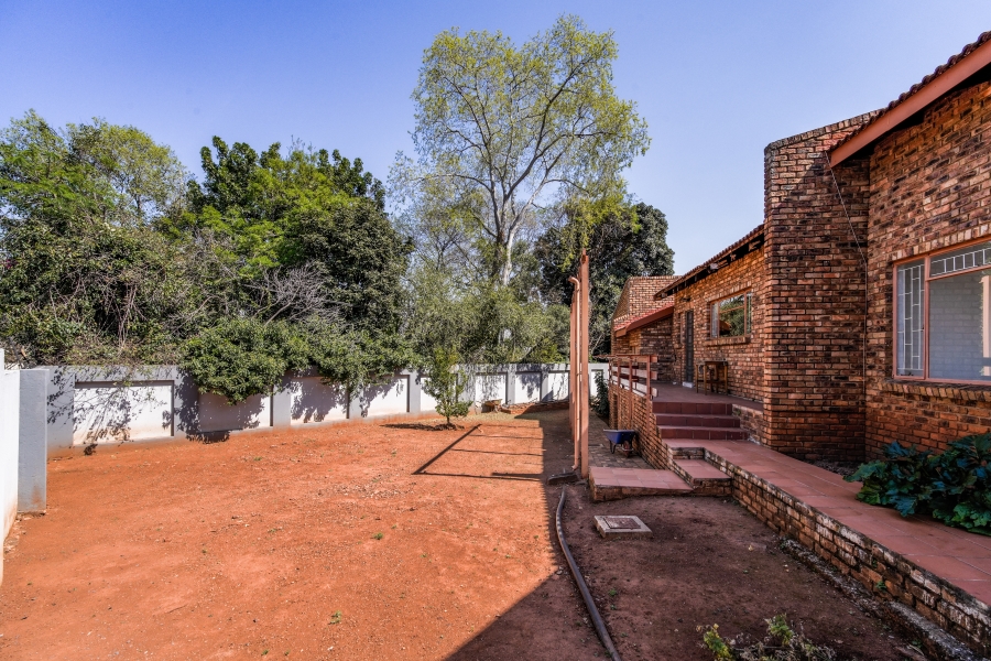 3 Bedroom Property for Sale in Faerie Glen Gauteng