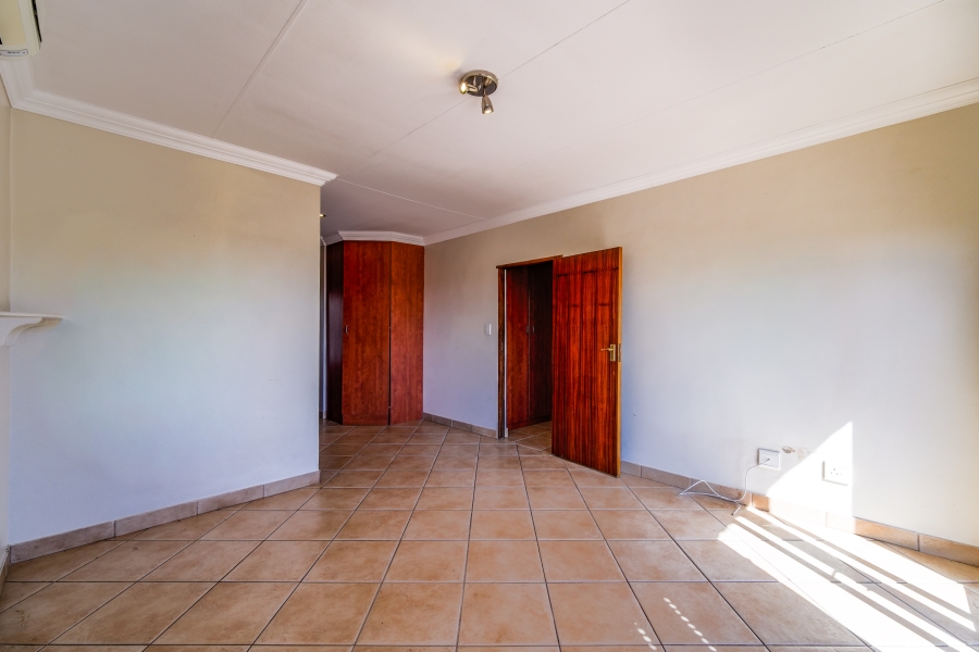 3 Bedroom Property for Sale in Moreleta Park Gauteng