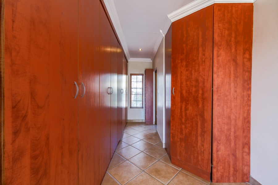 3 Bedroom Property for Sale in Moreleta Park Gauteng