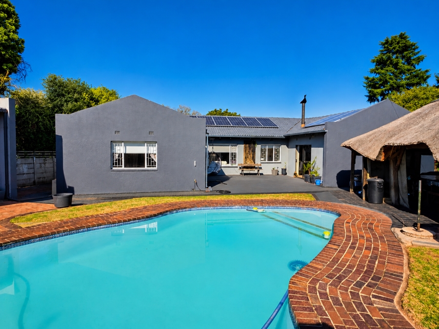 Commercial Property for Sale in Brackenhurst Gauteng