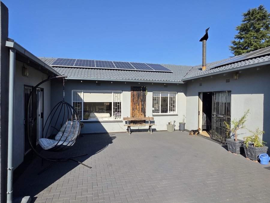 Commercial Property for Sale in Brackenhurst Gauteng