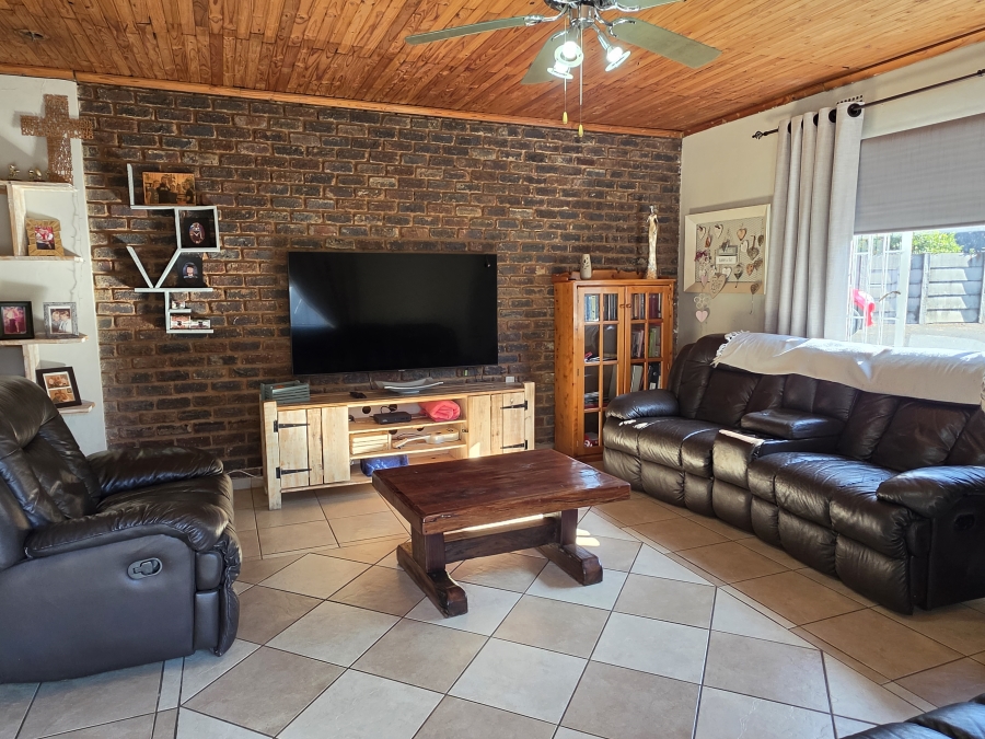 Commercial Property for Sale in Brackenhurst Gauteng