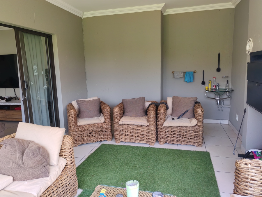 5 Bedroom Property for Sale in Zambezi Country Estate Gauteng