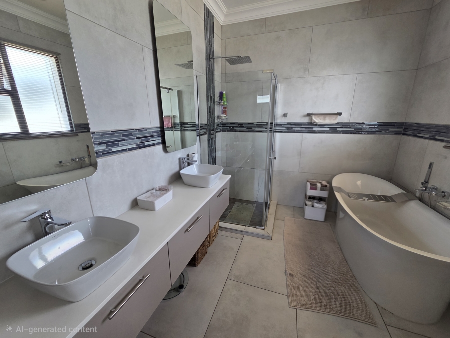 5 Bedroom Property for Sale in Zambezi Country Estate Gauteng