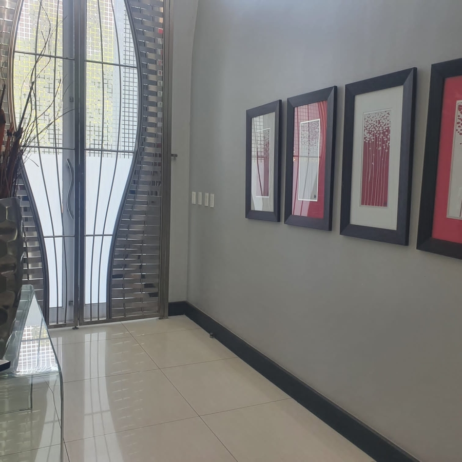 5 Bedroom Property for Sale in Montana Park Gauteng