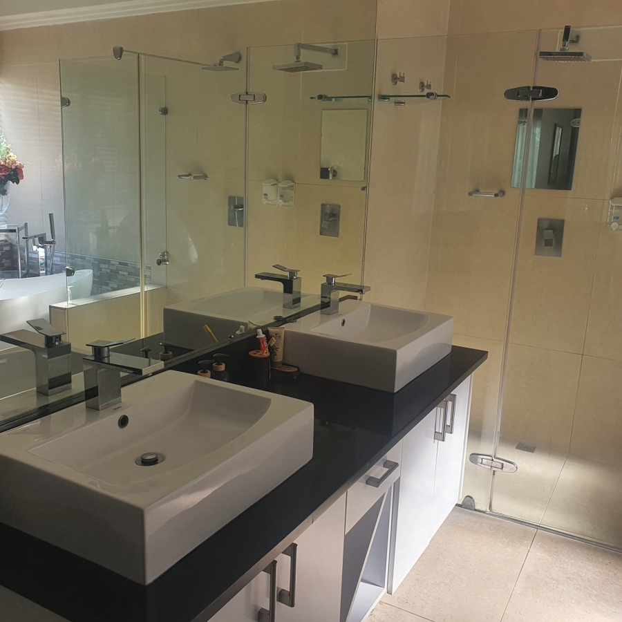 5 Bedroom Property for Sale in Montana Park Gauteng