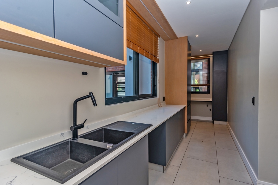 To Let 4 Bedroom Property for Rent in Linksfield Gauteng