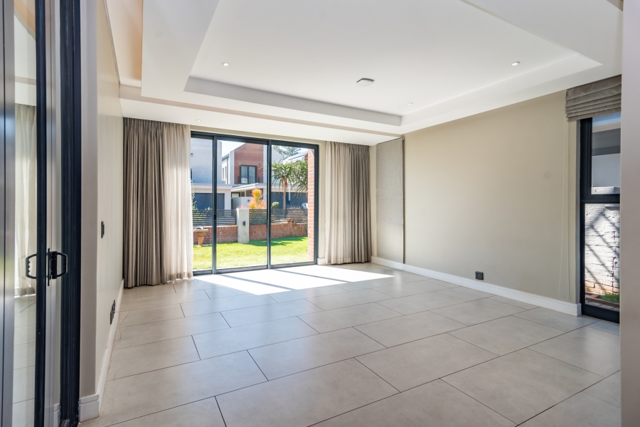 To Let 4 Bedroom Property for Rent in Linksfield Gauteng