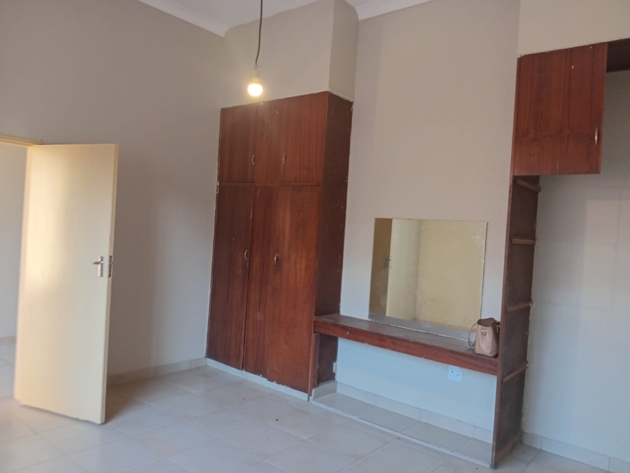 To Let 3 Bedroom Property for Rent in Bellevue Gauteng