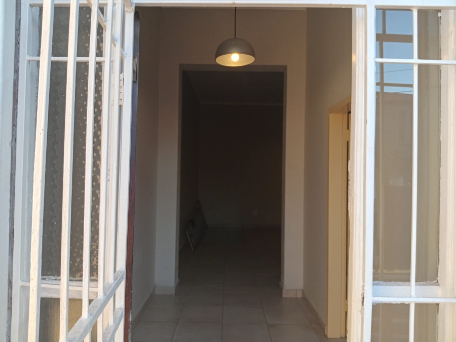 To Let 3 Bedroom Property for Rent in Bellevue Gauteng