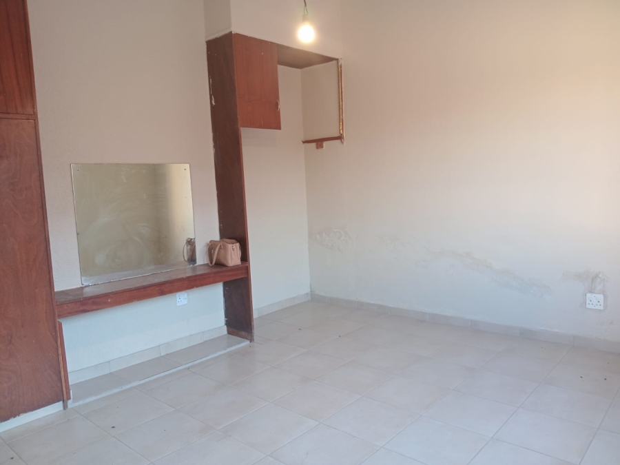 To Let 3 Bedroom Property for Rent in Bellevue Gauteng