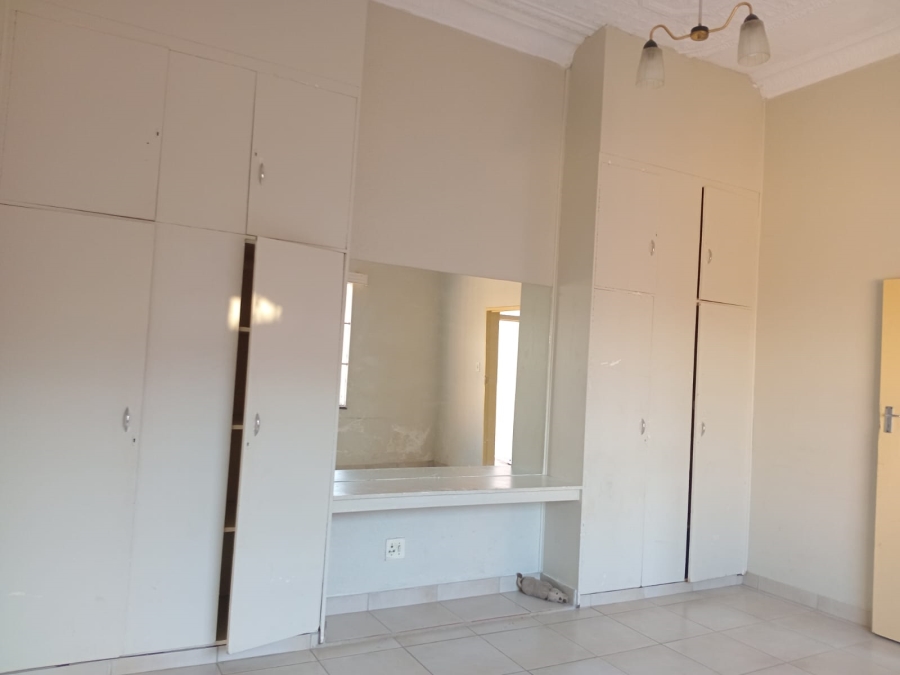 To Let 3 Bedroom Property for Rent in Bellevue East Gauteng