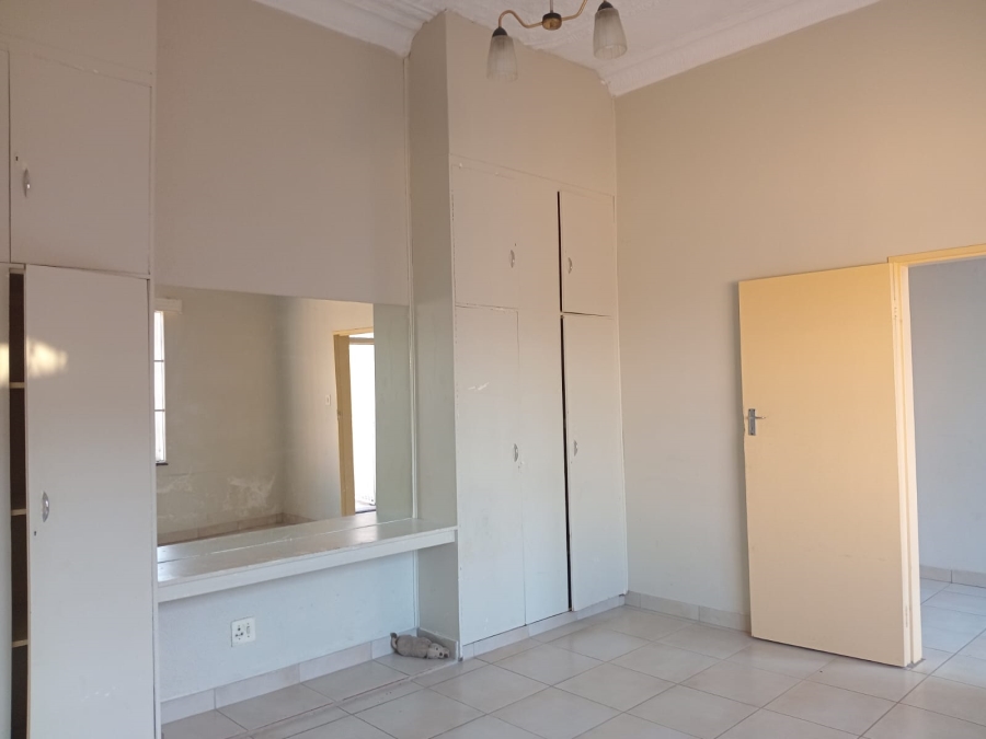 To Let 3 Bedroom Property for Rent in Bellevue East Gauteng