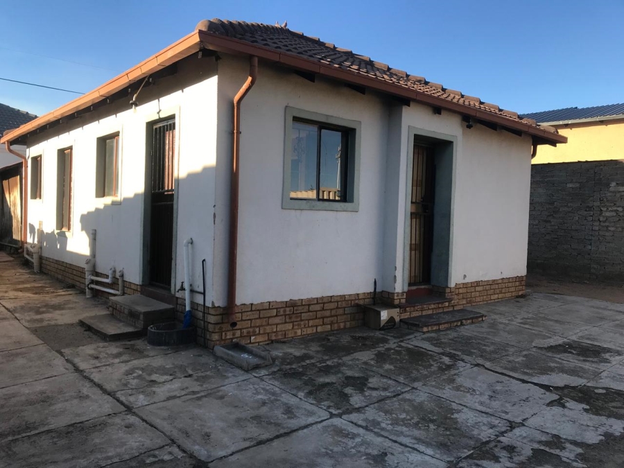 3 Bedroom Property for Sale in Alveda Park Gauteng