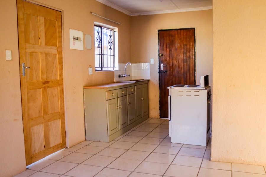 3 Bedroom Property for Sale in Alveda Park Gauteng