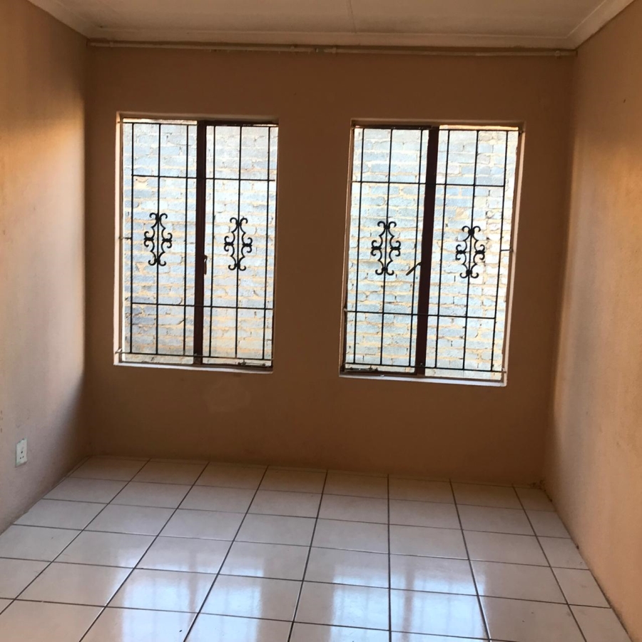 3 Bedroom Property for Sale in Alveda Park Gauteng