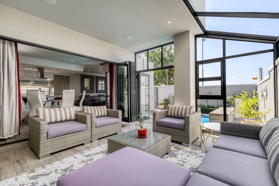 3 Bedroom Property for Sale in Broadacres Gauteng