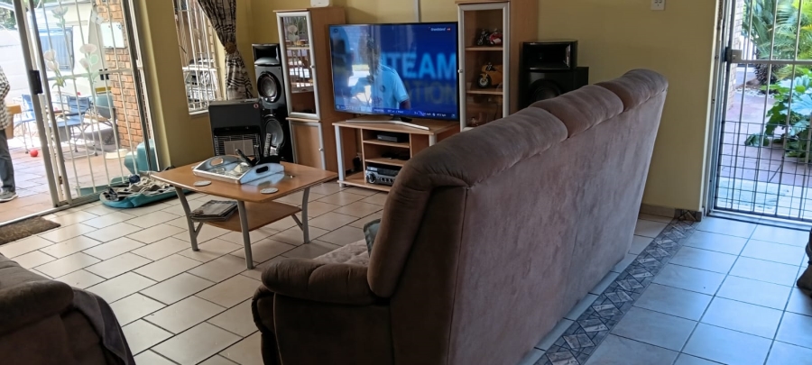 3 Bedroom Property for Sale in Pretoria North Gauteng