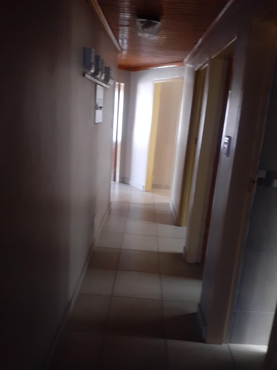 5 Bedroom Property for Sale in Soshanguve L Gauteng