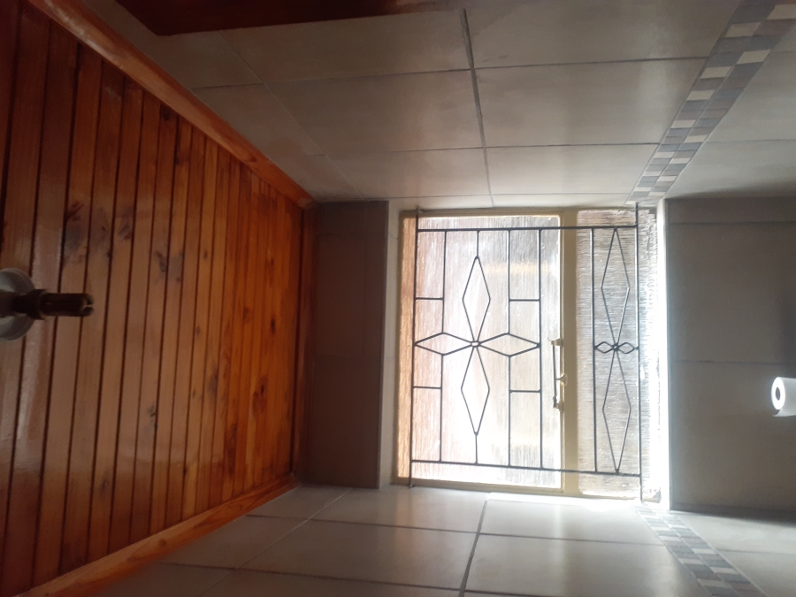 5 Bedroom Property for Sale in Soshanguve L Gauteng