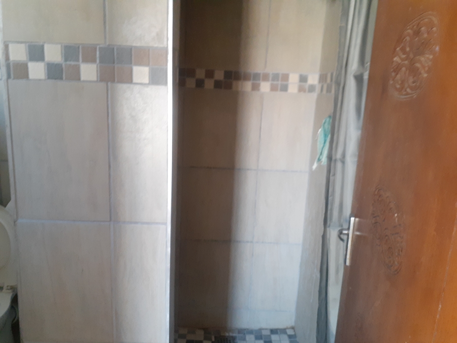 5 Bedroom Property for Sale in Soshanguve L Gauteng