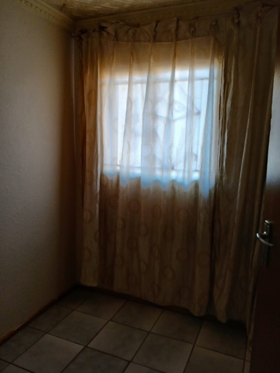 3 Bedroom Property for Sale in Soshanguve WW Gauteng