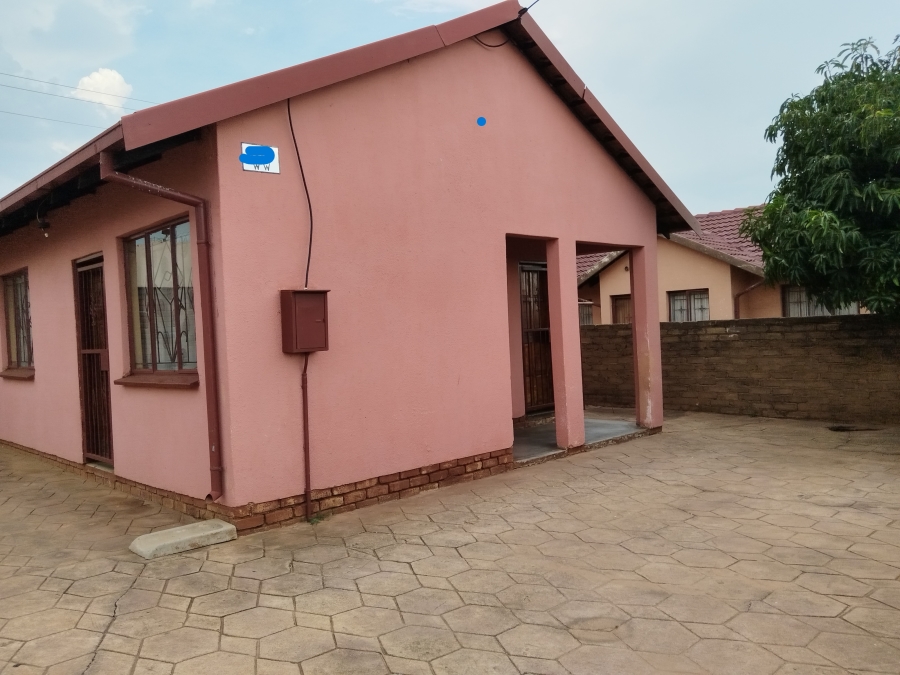 3 Bedroom Property for Sale in Soshanguve WW Gauteng