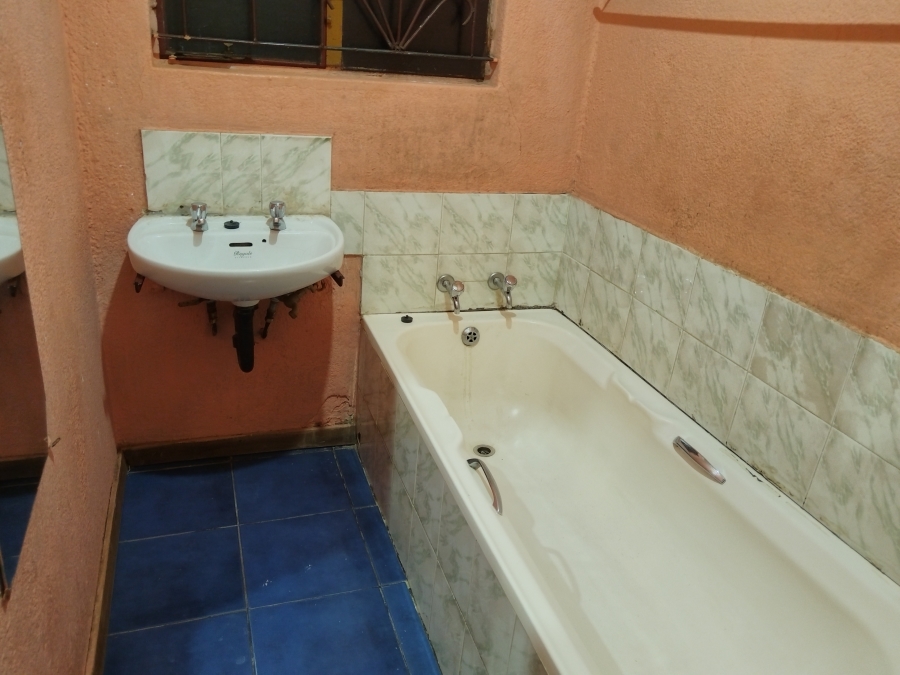 3 Bedroom Property for Sale in Soshanguve WW Gauteng