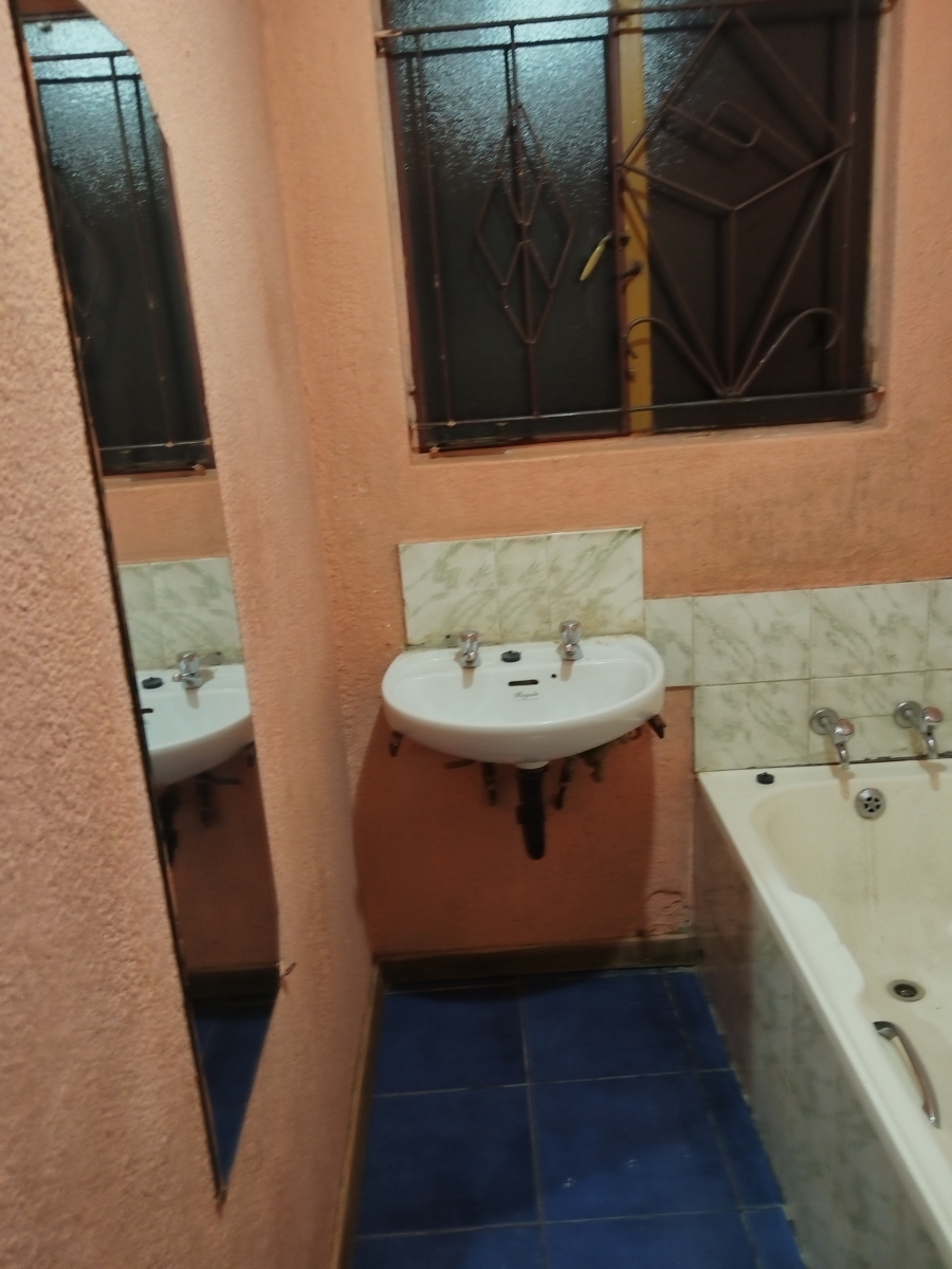 3 Bedroom Property for Sale in Soshanguve WW Gauteng