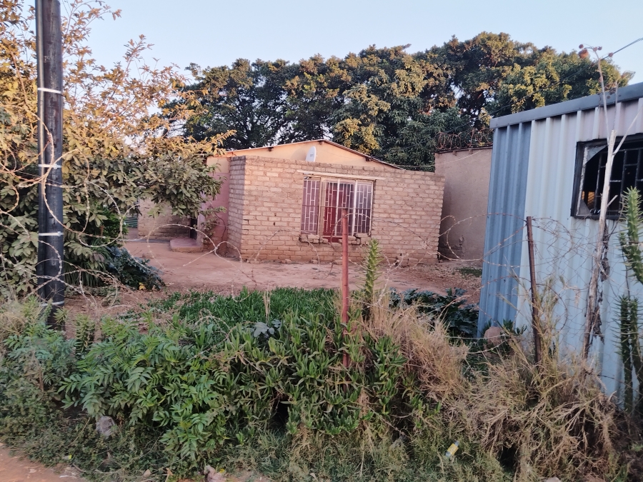 2 Bedroom Property for Sale in Soshanguve South Ext 4 Gauteng