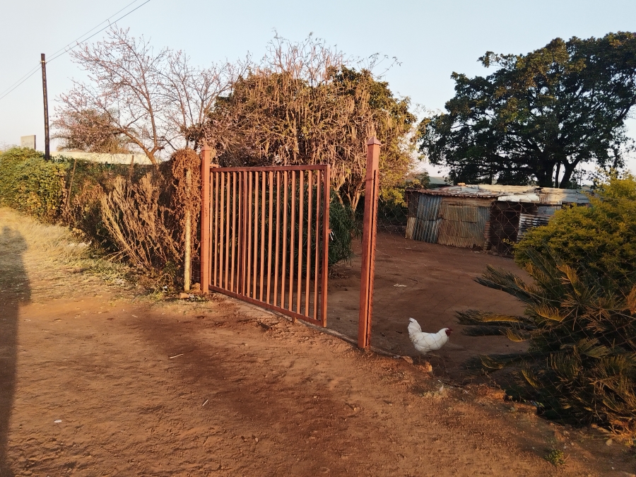 2 Bedroom Property for Sale in Soshanguve South Ext 4 Gauteng