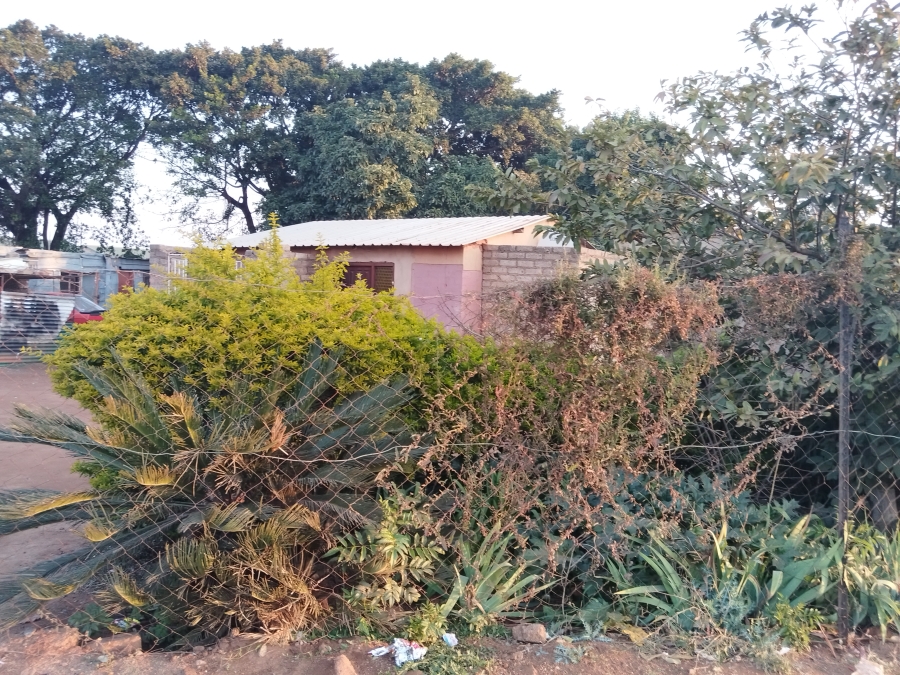 2 Bedroom Property for Sale in Soshanguve South Ext 4 Gauteng