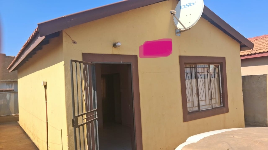 2 Bedroom Property for Sale in Soshanguve South Ext 4 Gauteng