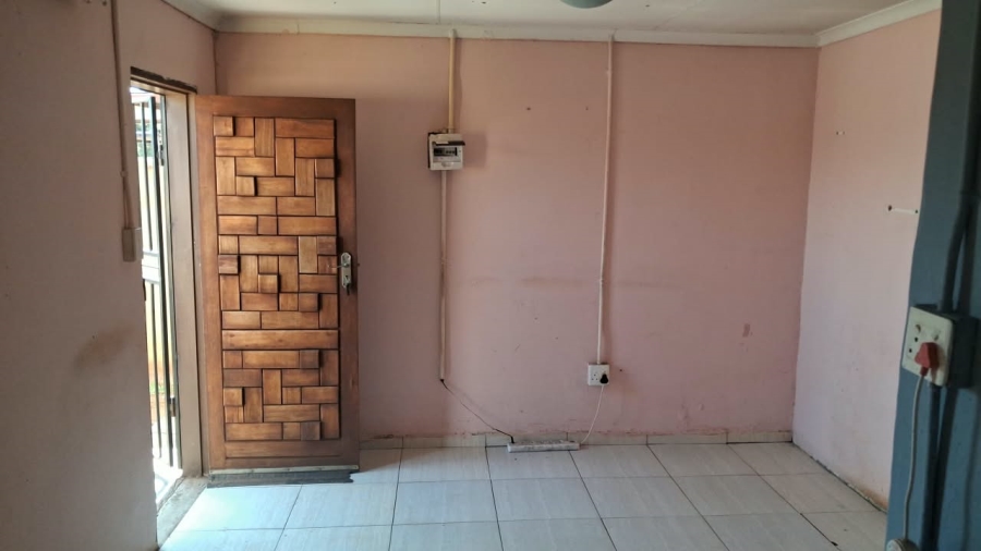 2 Bedroom Property for Sale in Soshanguve South Ext 4 Gauteng