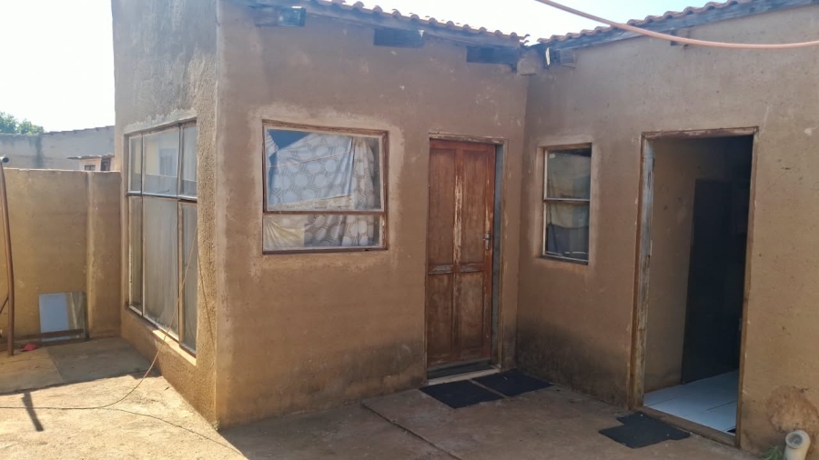 2 Bedroom Property for Sale in Soshanguve South Ext 4 Gauteng